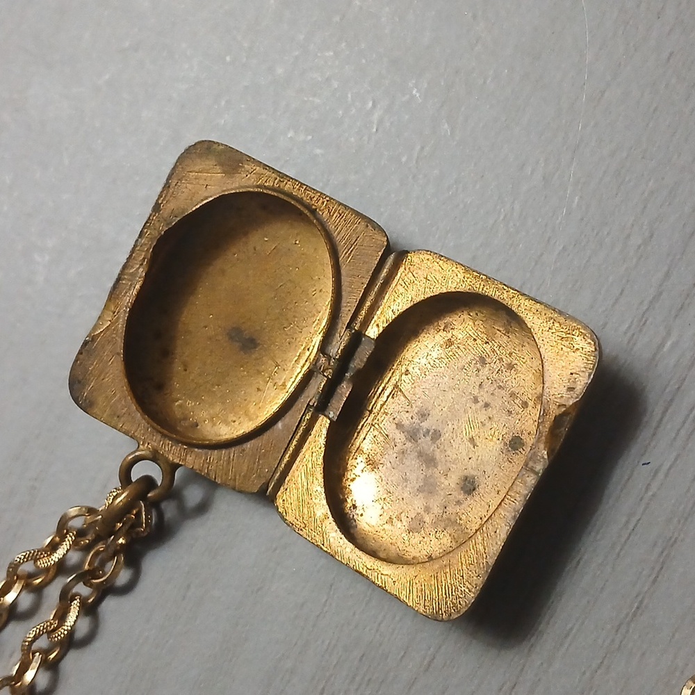 Vintage Gold and Multicolor Pendant Necklace Double Photo.. - Picture 7 of 10